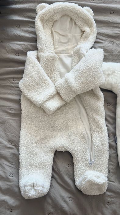 3 бебешки космонавти 50€