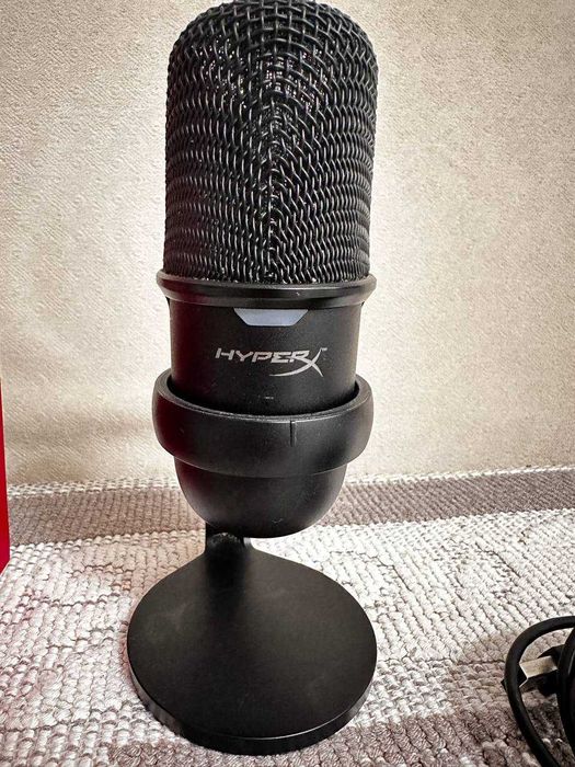 Микрофон HyperX SoloCast полный комплект