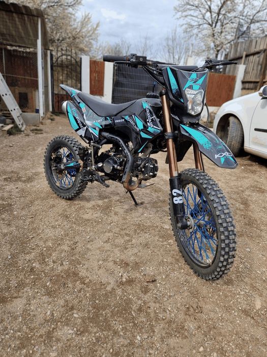 Vând kxd huricane 125