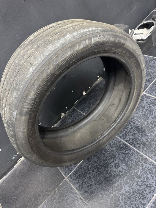 michelin R20 255/45 sotiladi 1 dona
