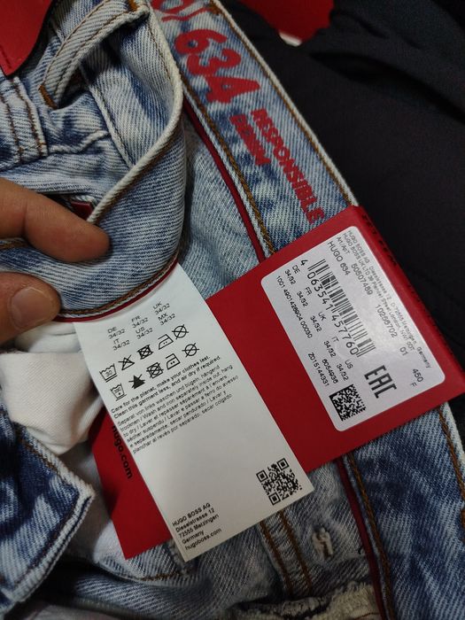 Оригинални дънки Hugo Boss W33 W34  нови мъжки светли