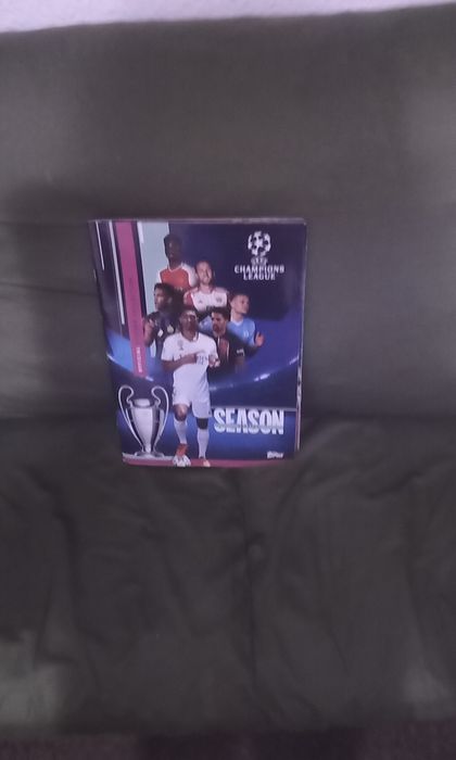 Vând album champions league