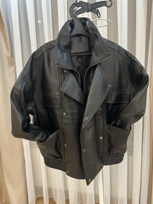Кожаная куртка , натуральная кожа