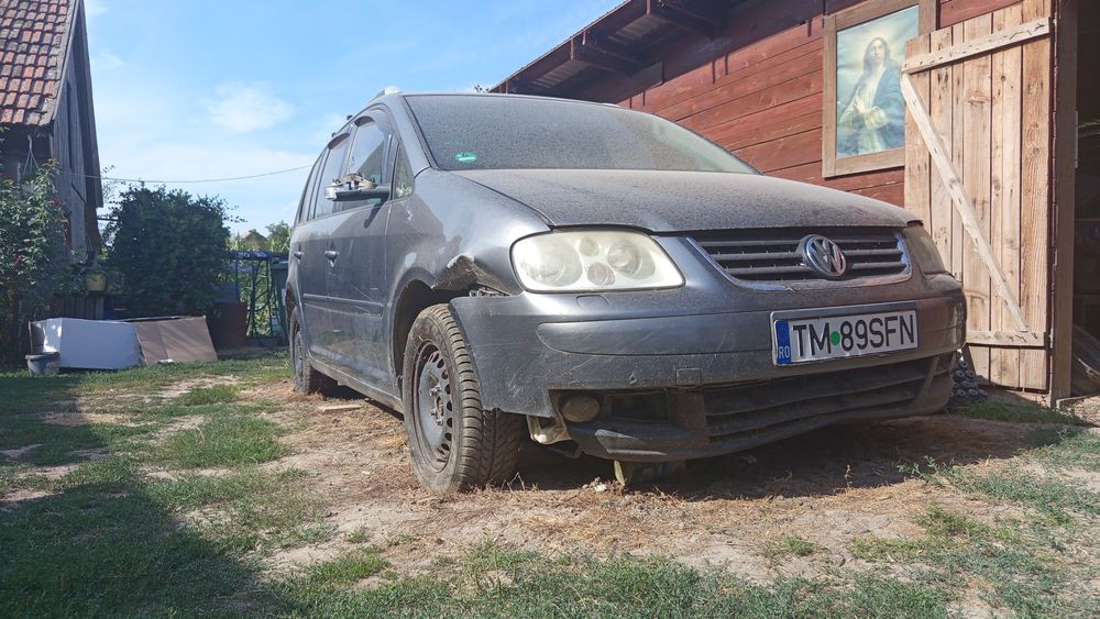 VOLKSWAGEN Touran 2006 — imagine 5