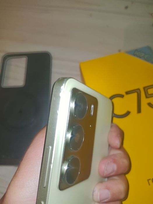 Продам Realme бу