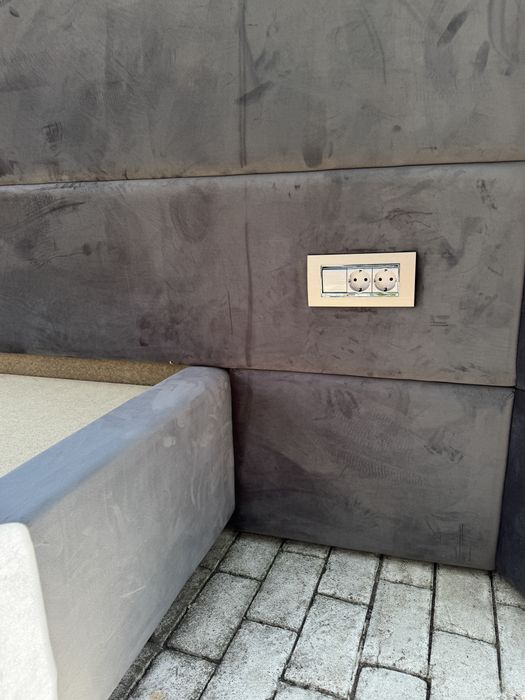Pat tapițat premium, realizat la comandă, nou