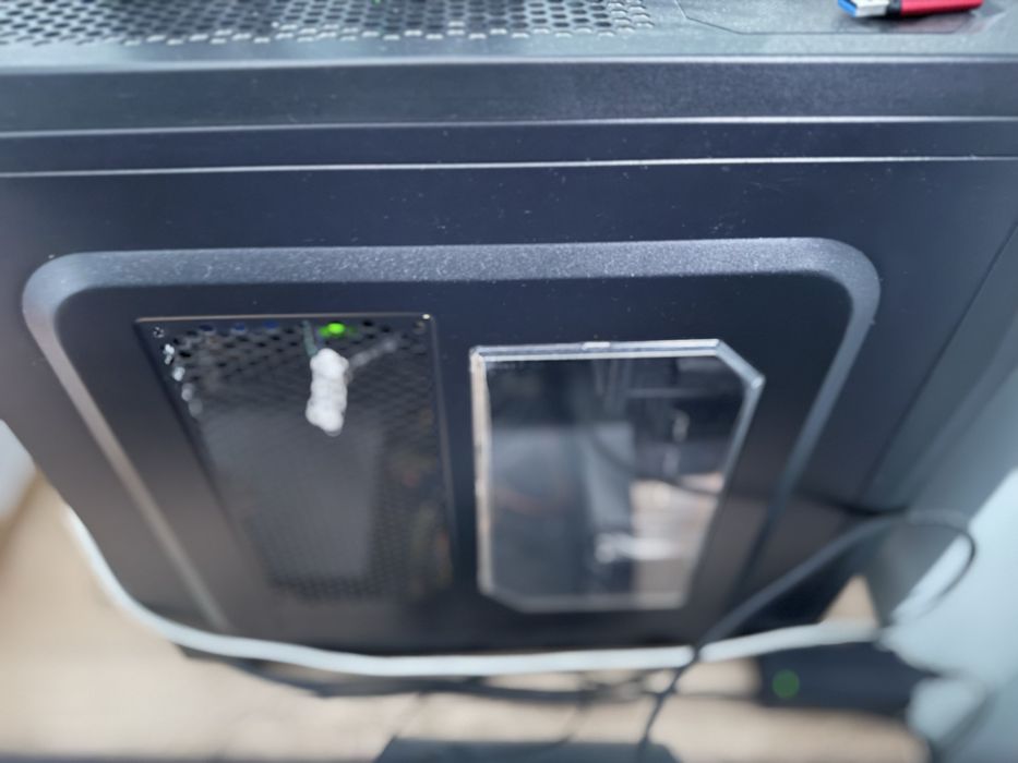 Настольный компьютер