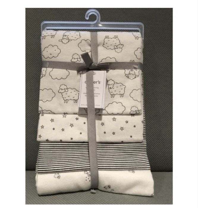 Набор из 4 пелёнок. Оригинал Carter’s. США.