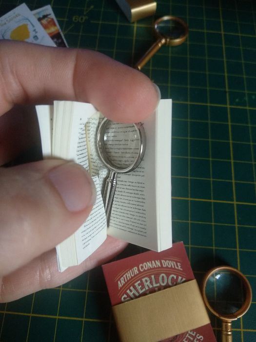 Книга для кукол. Из шарика зуру.