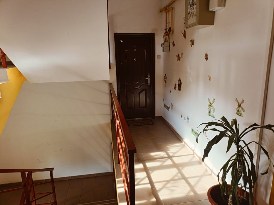 Apartament Cu 2 Camere 65 m2 Etajul 1 Si Garaj 25 m2 Str. Castanilor