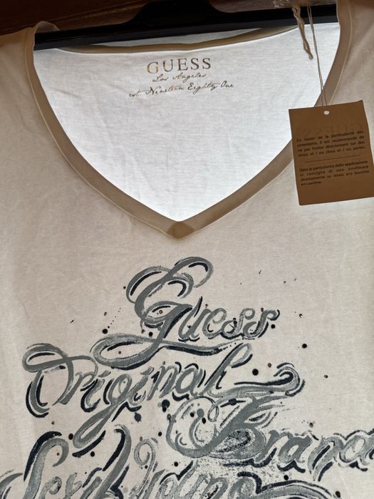 Vand bluza guess noua