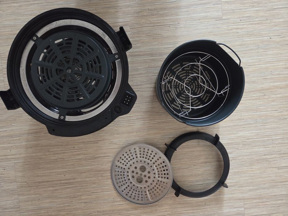 Instant Pot.Капак Air Fryer  с аксесоари