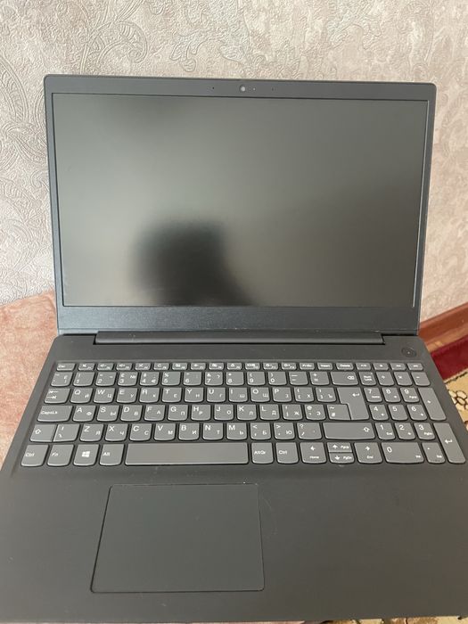 Noutbuk lenovo sotiladi xolati ideal