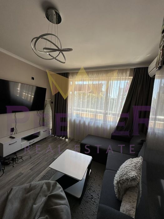 Дава се под наем Тристаен апартамент в Варна, Левски - 86 кв.м за 816 € - Снимка #1