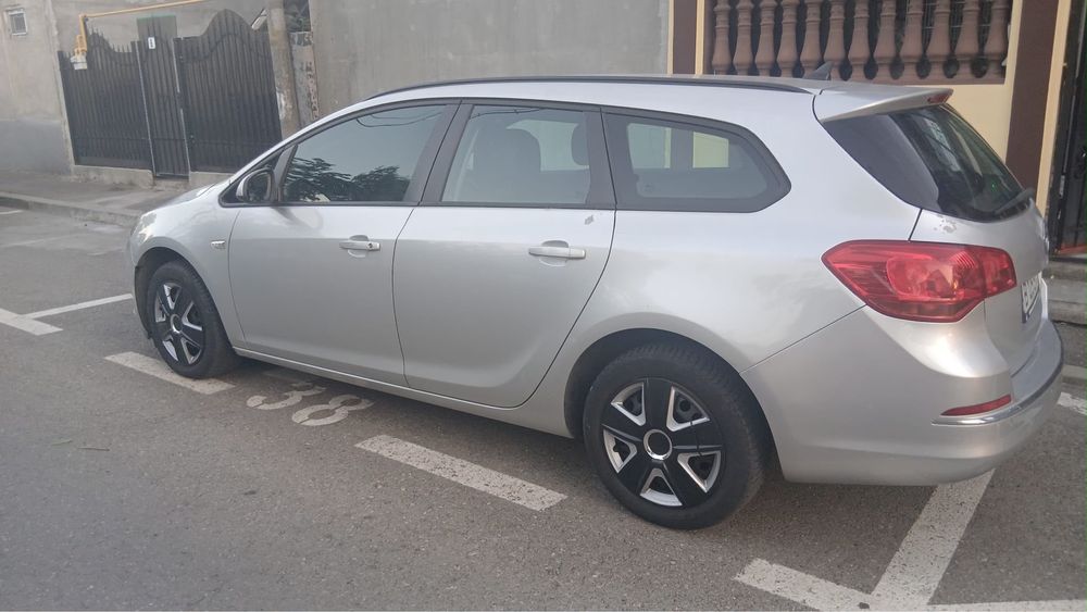 Opel Astra J 1.7 diesel 2013