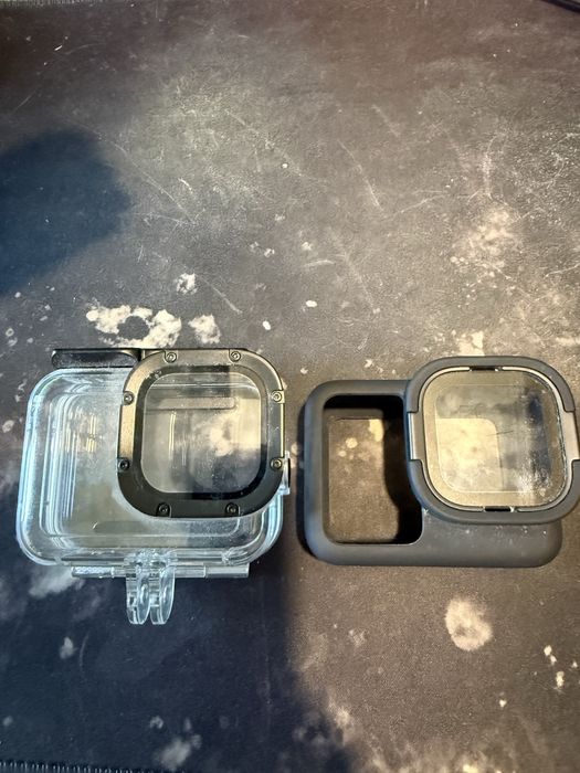 Gopro Hero 8 cu cateva accesori