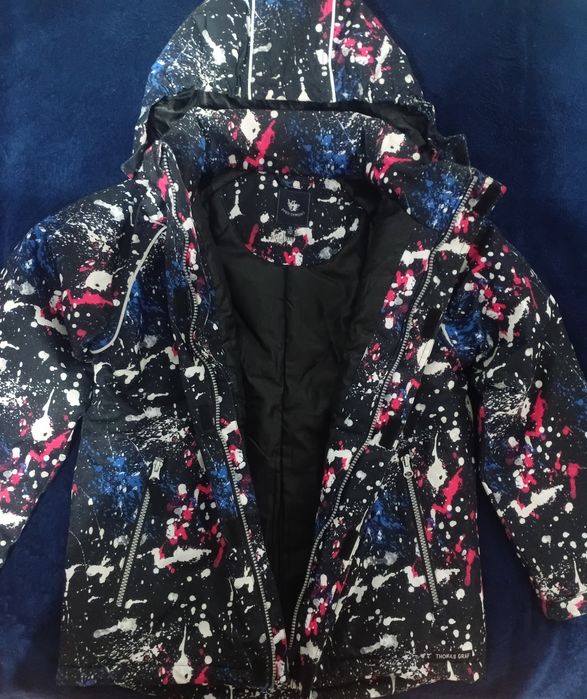 Продам куртку для мальчика