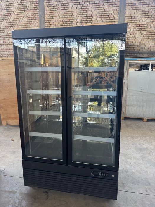 Minusvoy vitrina xaladilnik