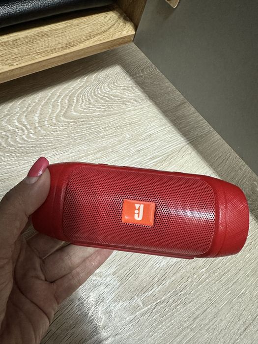 Колонка jbl портативная