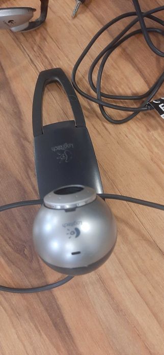 Casti cu microfon + camera web Logitech model V-UBB39-5 lei transport