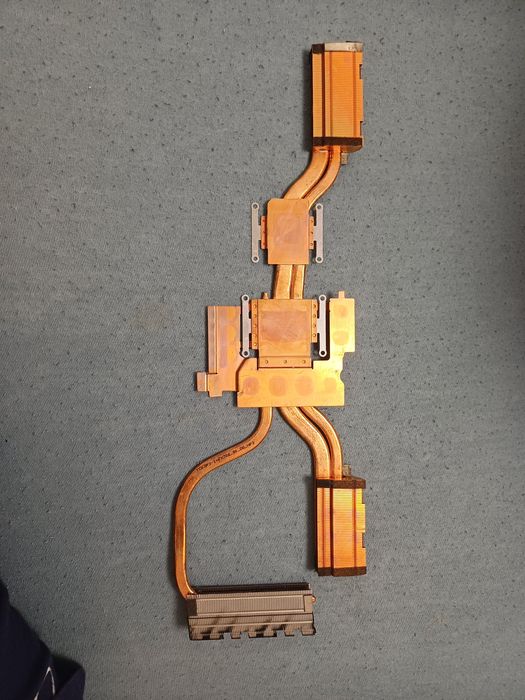 Radiator laptop Asus FA706 in stare buna..