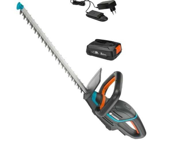Foarfecă pentru gard viu cu acumulator Gardena ComfortCut 50/18V P4A Ready-To-Use Set