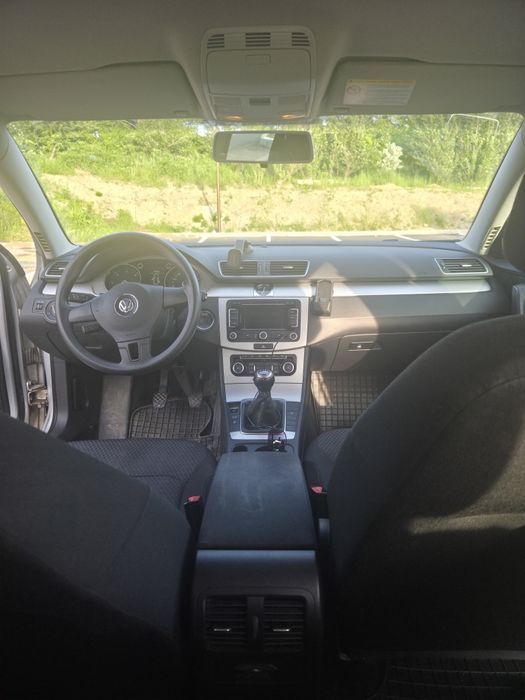 Vând Passat B7 1.6 Diesel