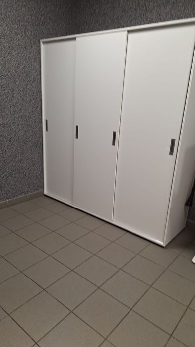 Mobilier alb de birou - MDF