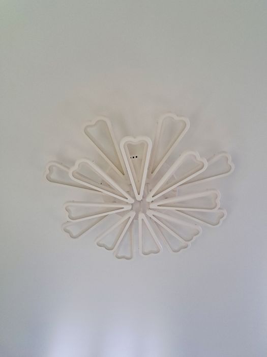 Люстры светодиодные