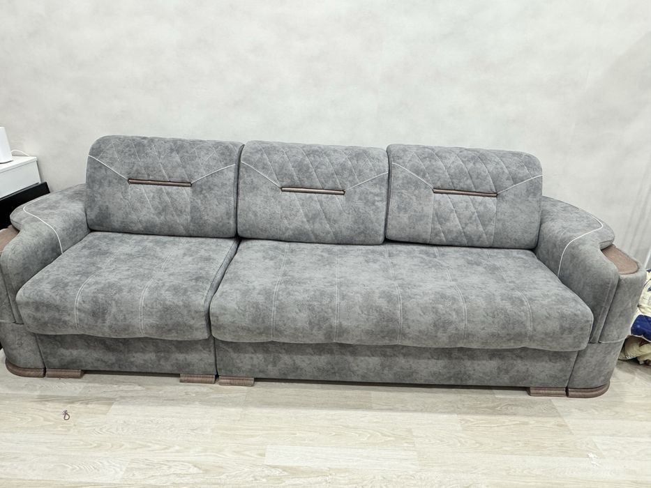 Продам диван самовывоз