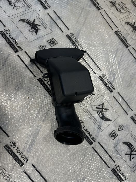 Бампер решетка Lexus es