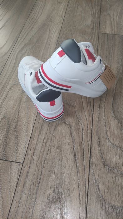 Adidași  damă  36-40