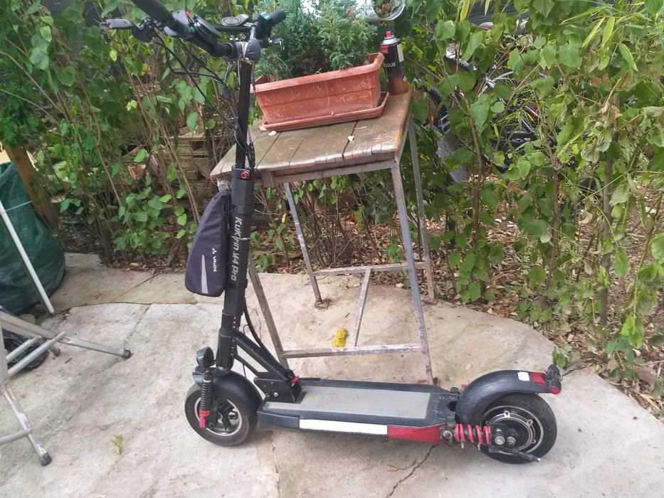 Trotinetă electrică Kukirin