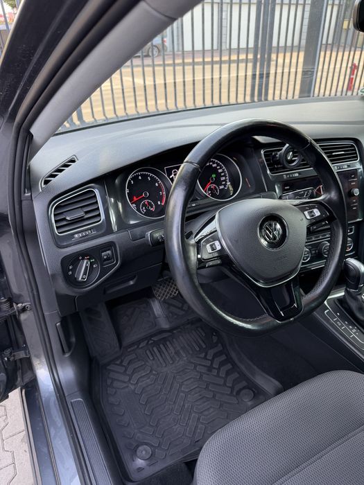 Volkswagen Golf 2017 1.4 TSI BlueMotion | 89k KM | 150CP | Roti schimb vara-iarna