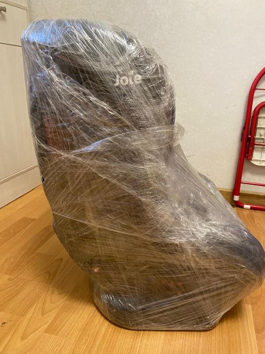 Продам автокресло Joie