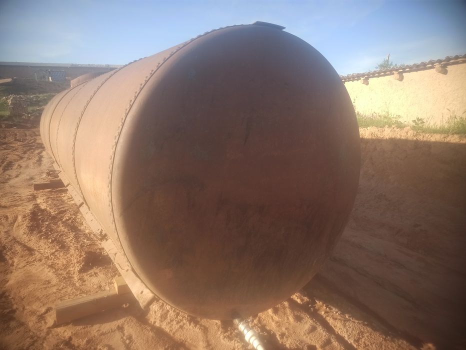 Ёмкость 15 куб сув ёки бошка суюклик учун