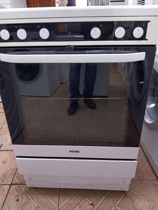 Свободно стояща печка  с индукционни котлони Voss 2 години Гаранция!