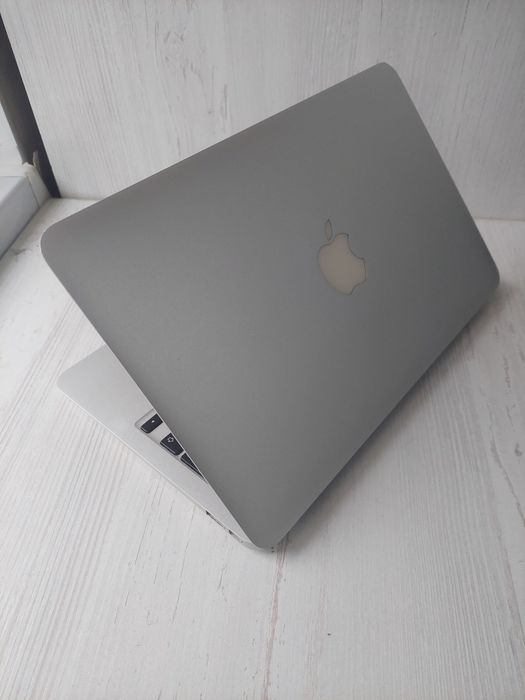 Макбук MacBook Air i5 SSD