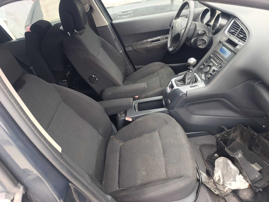 Пежо 5008 / Peugeot 5008  -  на части