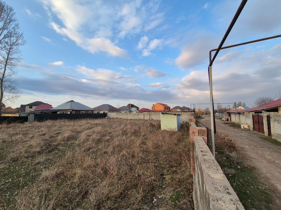 Продам участок земли 10 соток