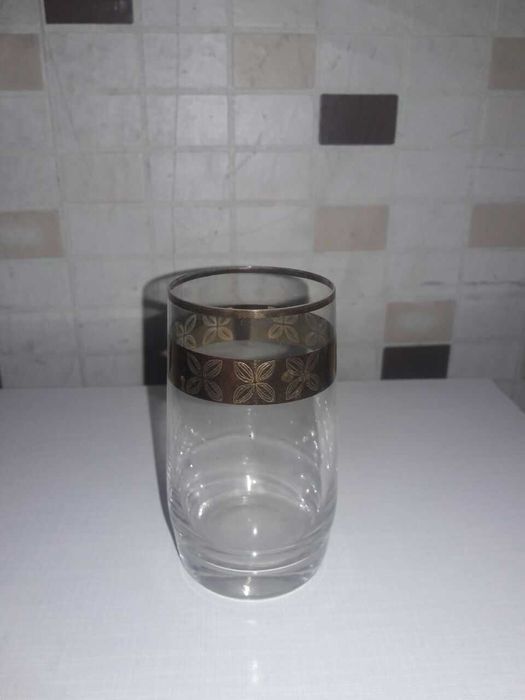 Продается    " Стары  мельник"   ,  "эфес"    фужеры