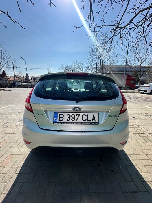FORD Fiesta 2010 — imagine 3