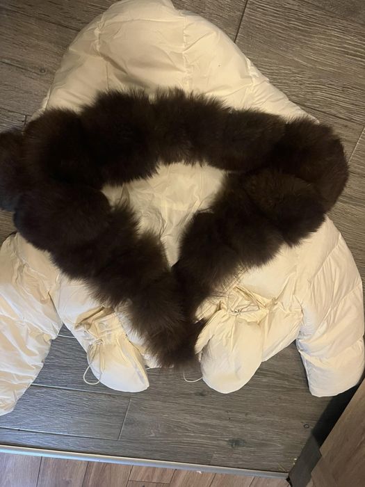 Зимно яке с яка от естествен косъм лисица намалено