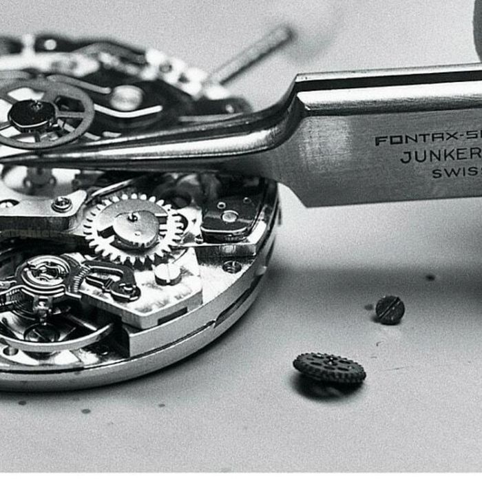 Ремонт наручных часов