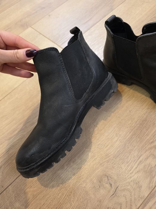 Черни боти Bata естествена кожа