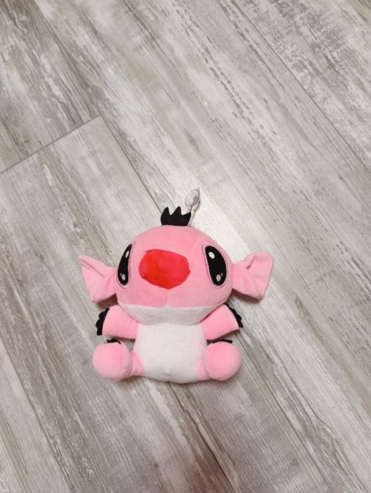 Розова плюшена играчка Стич.