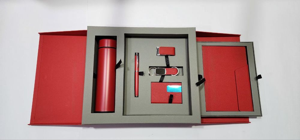 Подарочный VIP набор в стильной упаковке – Премиум бокс