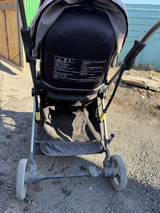 Коляска прогулочна
