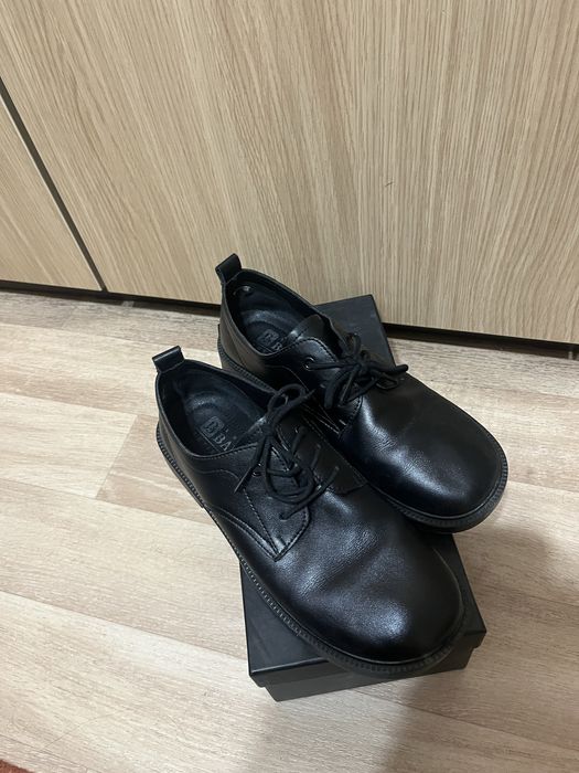 Лоферы кожаные женские