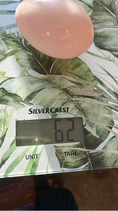 Ouă proaspete de rațǎ pentru consum sau incubat